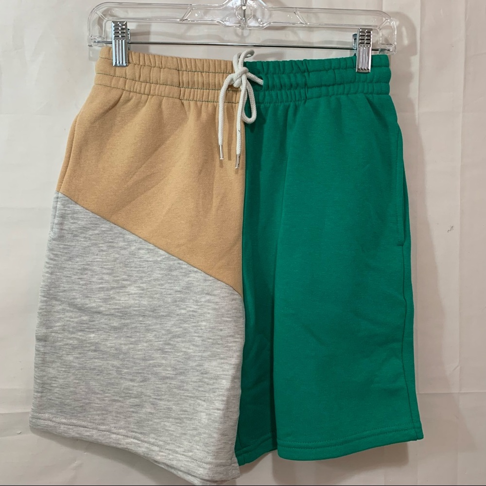Forever 21 Women’s Colorblock Fleece Sweat Shorts Size Small
